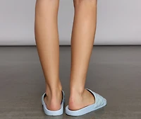 Casual Trendsetter Quilted Slides