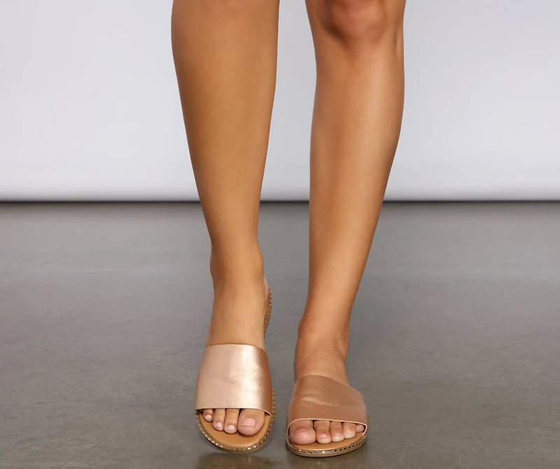 Fun the Sun Single Band Sandals