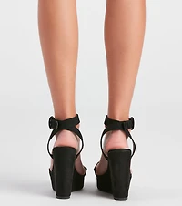 Edgy Links Wrap Platform Wedges