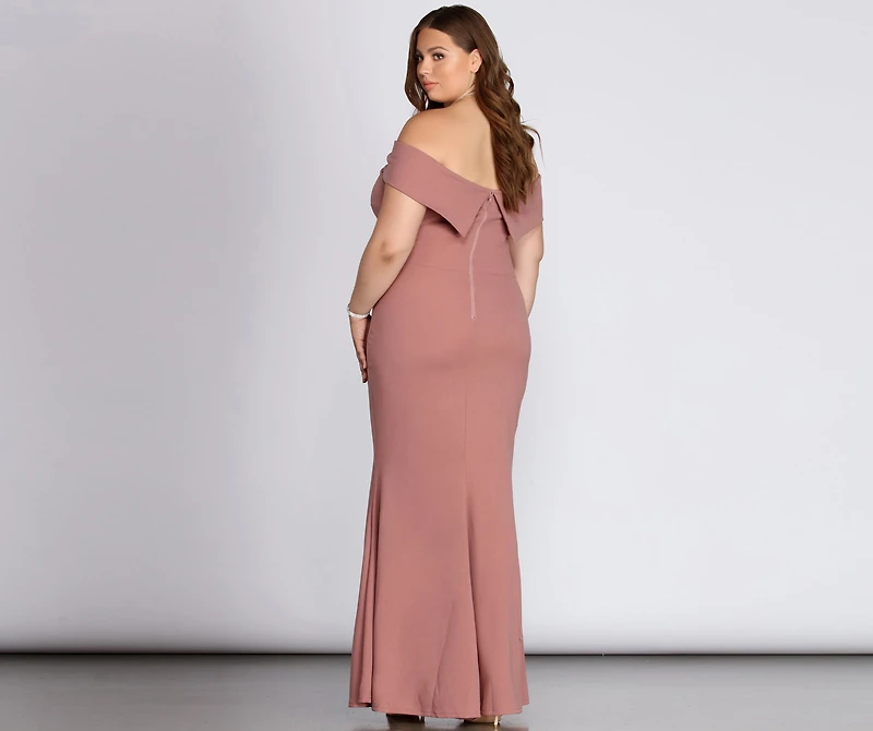 Plus Maddison Sleeveless Mermaid Dress