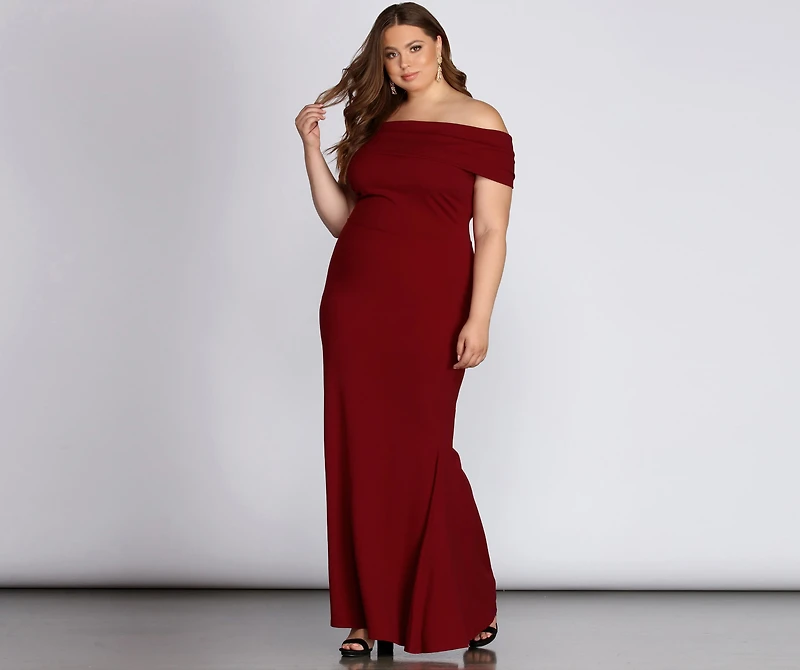 Plus Maddison Sleeveless Mermaid Dress