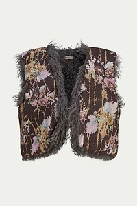 Arlo Vest