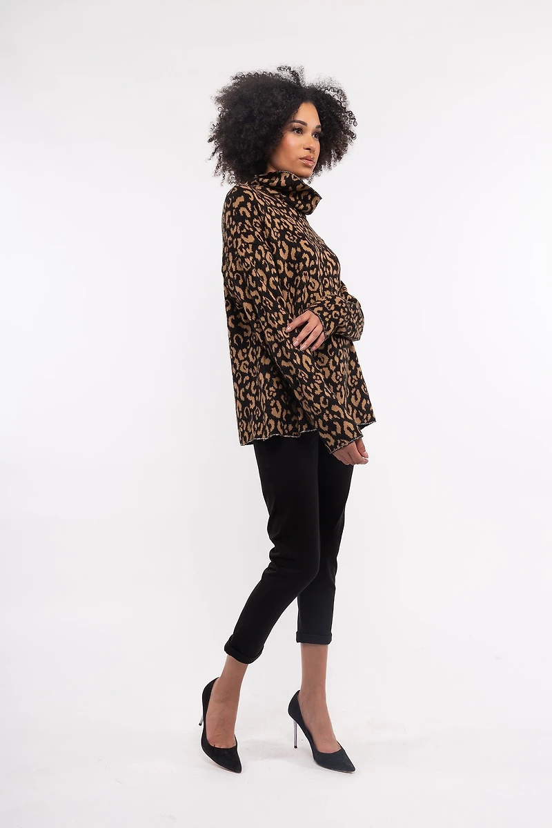 Women’s Knit Long Sleeve Sweater | M