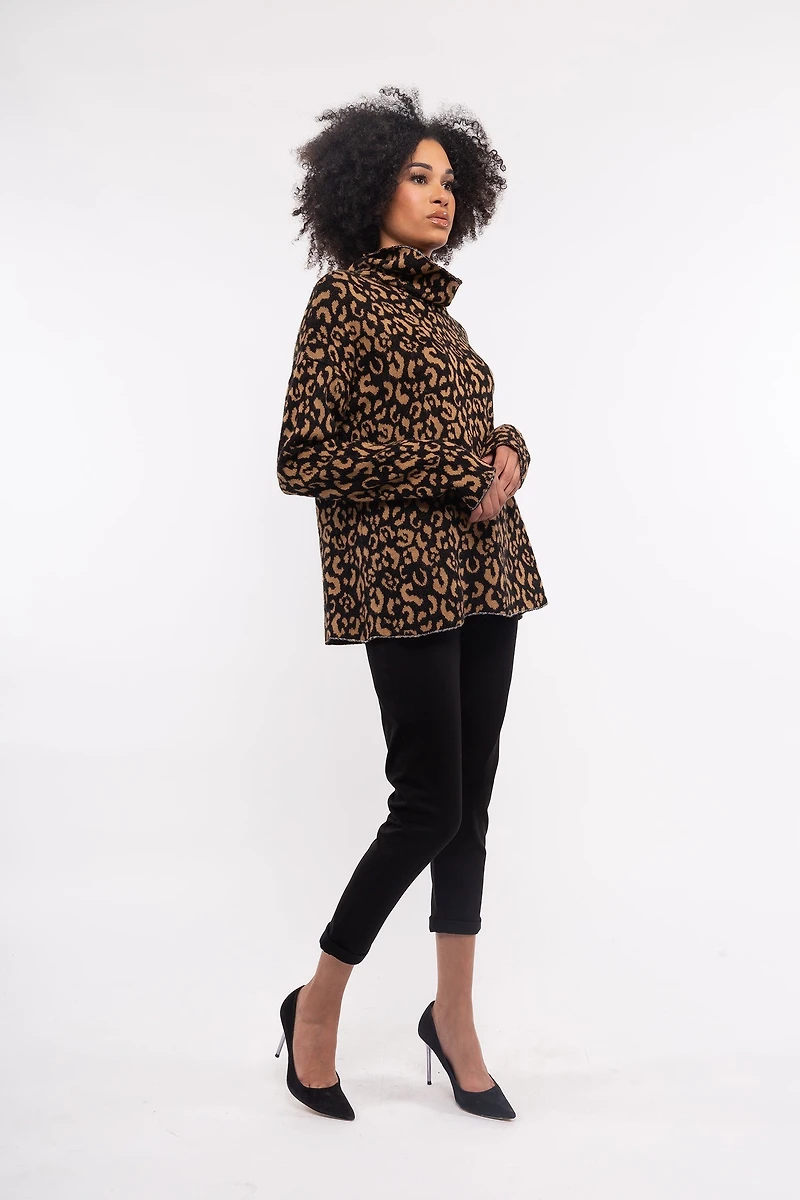 Women’s Knit Long Sleeve Sweater | M