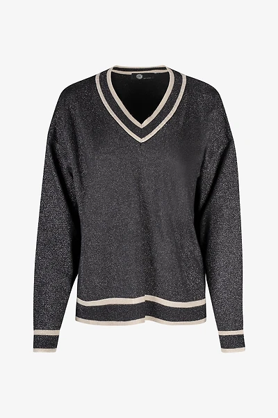 Women's Knit V-Neck Sweater With A Patch Pocket At The Chest And Long Sleeves | M