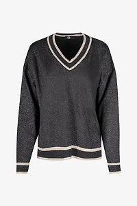 Women's Knit V-Neck Sweater With A Patch Pocket At The Chest And Long Sleeves | M