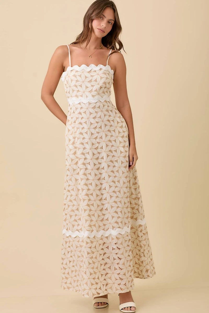 Floral Eyelet Contrast Maxi Dress