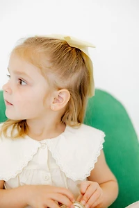 Stud Earrings Clara Cross Gold Sparkle