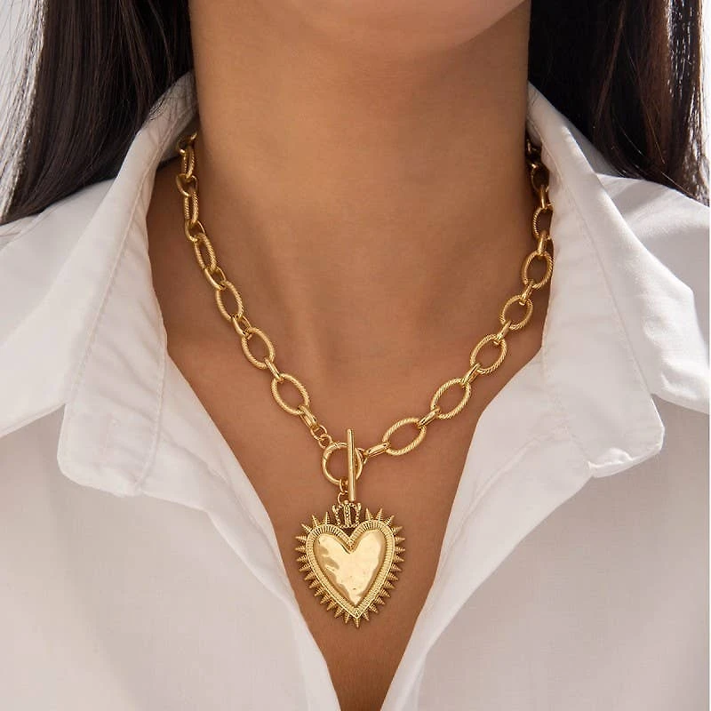 SPIKED HEART CHUNKY CHAIN TOGGLE NECKLACE | 40NK9575: GOLD
