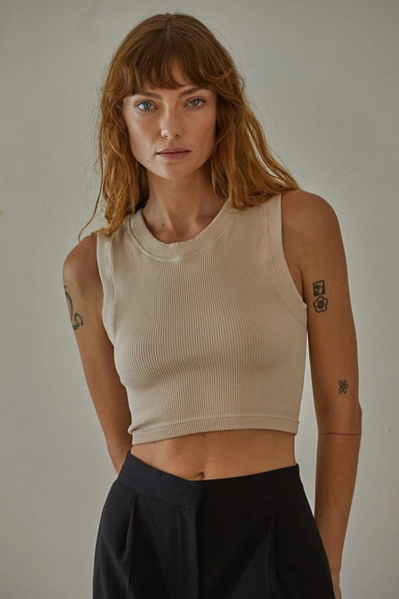 Light Beige Ready to Move Top