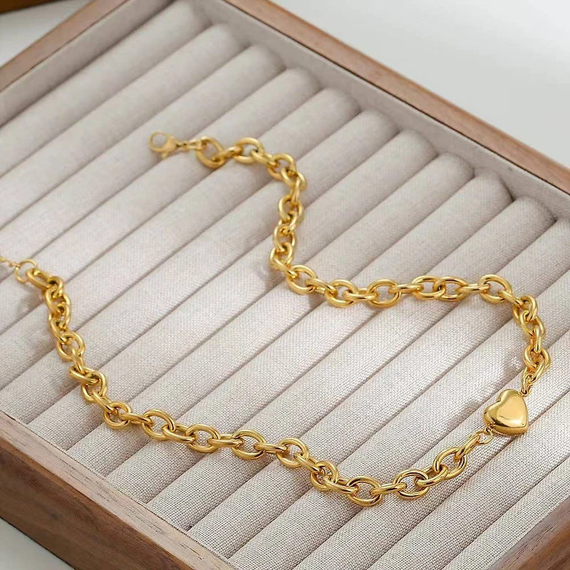 18K STAINLESS STEEL TARNISH FREE HEART NECKLACE | 40NK351: Gold