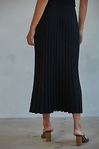 Black Ribbed Midi Skirt