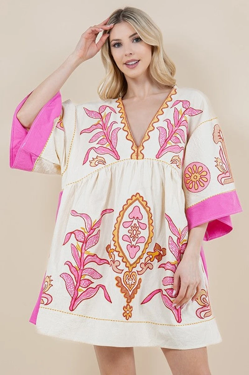 Pink Long Sleeve V-neck Embroidery Dress