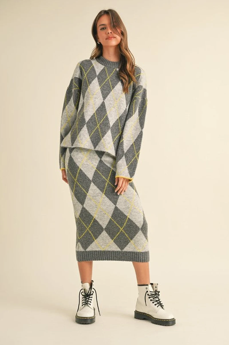 Gray Argyle Print Set