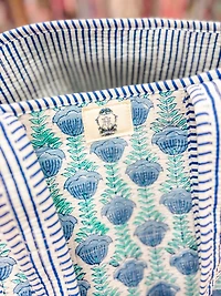 Ocean Blooms | Regular Quilted Tote Bag