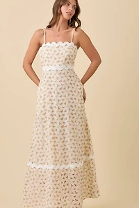 Floral Eyelet Contrast Maxi Dress