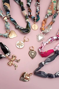 Flower Handcrafted Scarf Interchangeable Charm Necklace