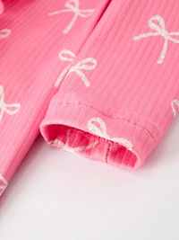 Christmas Bow Pink Romper with Hat: Sweet and Stylish Baby Outfit