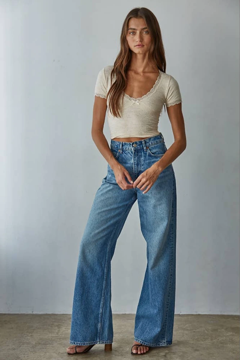 Cream Jacquard Pattern Seamless V-Neck Top