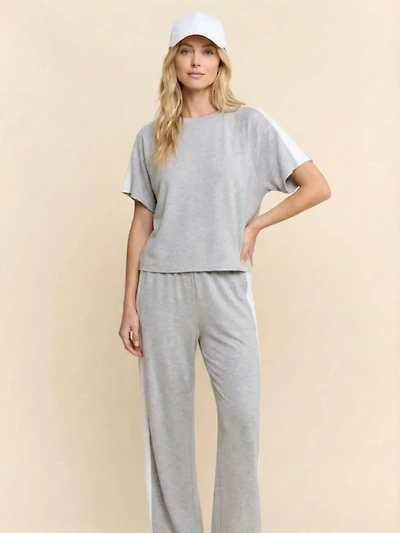 Grey & White Paneled Lounge Set