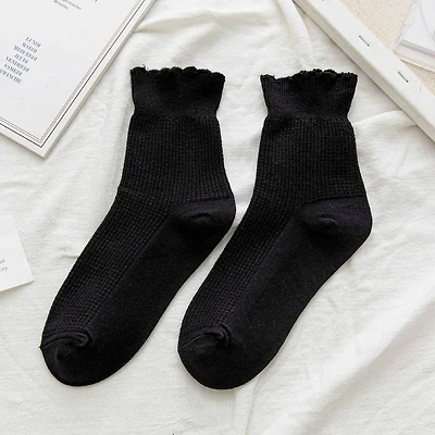 Black Ruffled Tube Socks