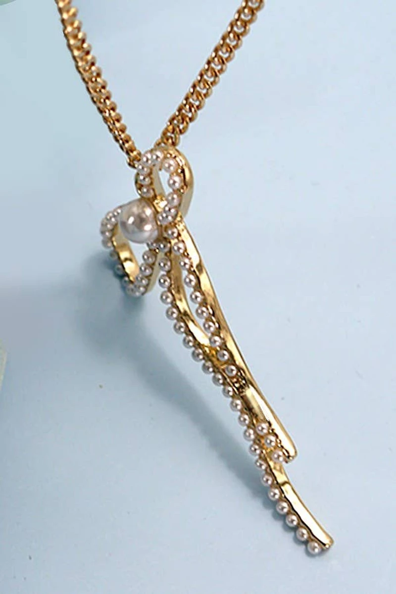 PEARL EMBELLISHED BOW PENDANT NECKLACE | 31N24080: Gold