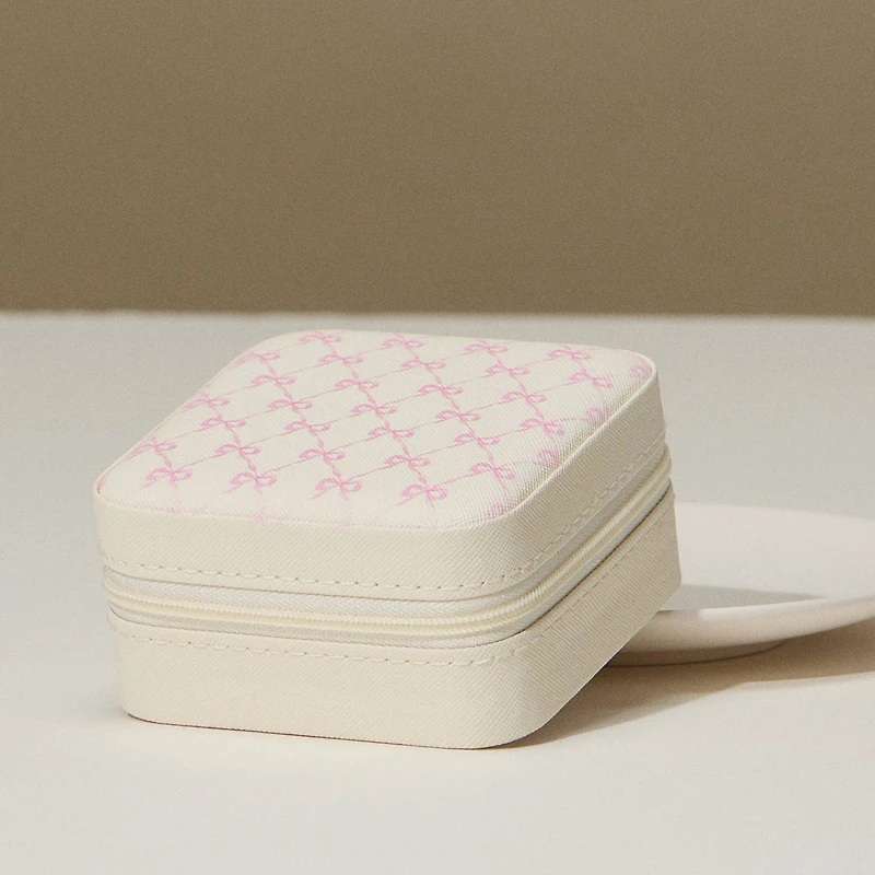 Bow Monogram Print Jewelry Box -Travel Size: Pink / One / 5AC78043