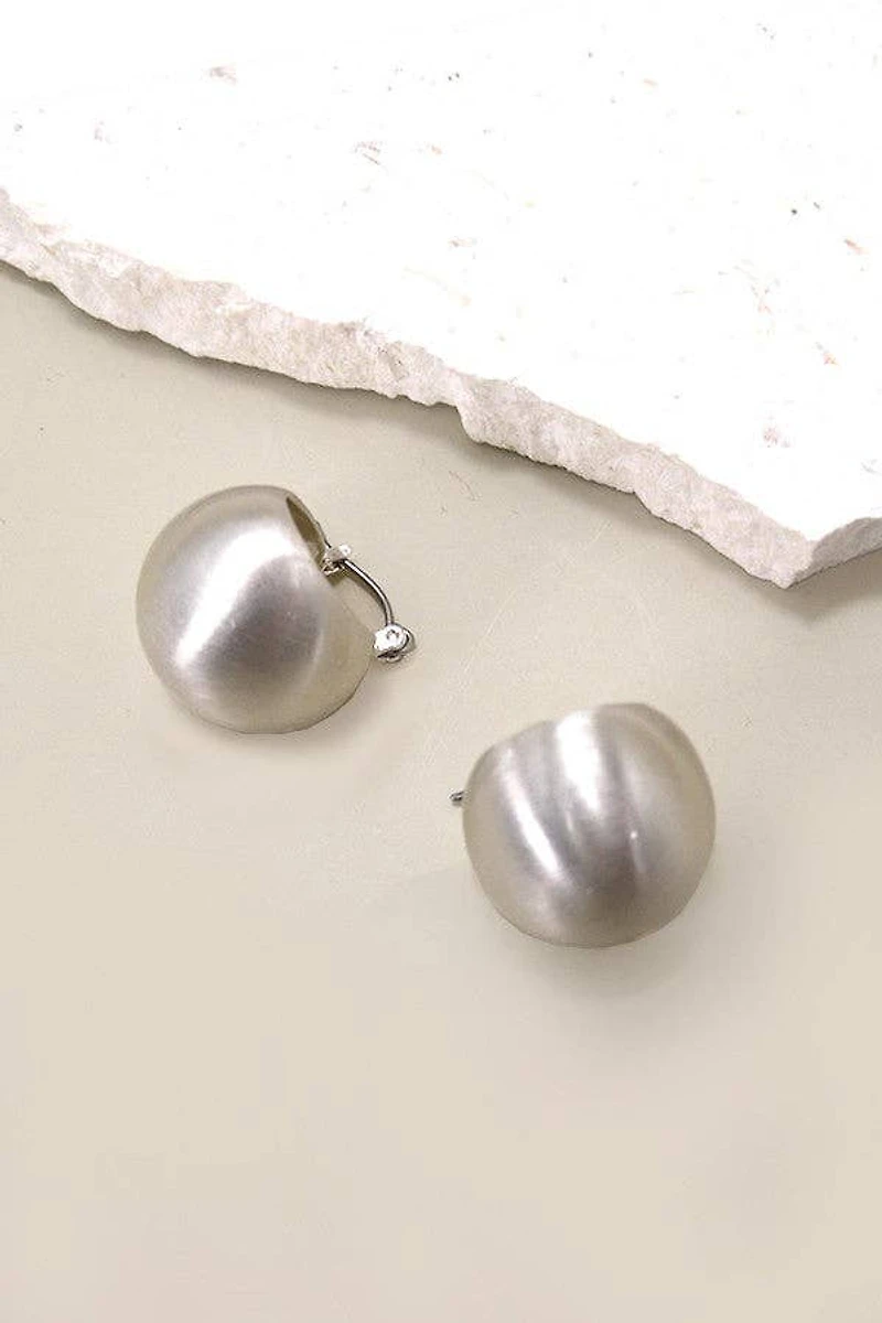 ROUND PUFFED HUGGIE HOOP EARRINGS