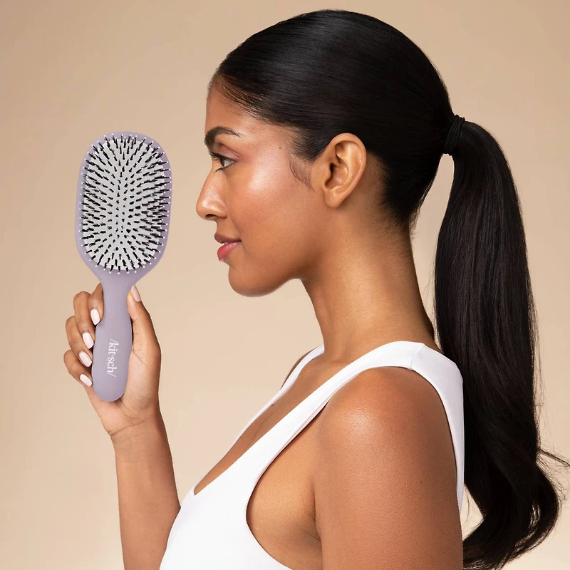 Smooth & Polish Brush in Soft Violet