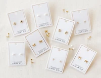 Stud Earrings Clara Cross Gold Sparkle