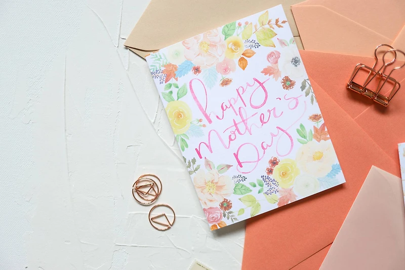 Happy Mother's Day Floral Greeting Card
