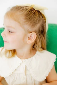 Stud Earrings Clara Cross Gold Sparkle