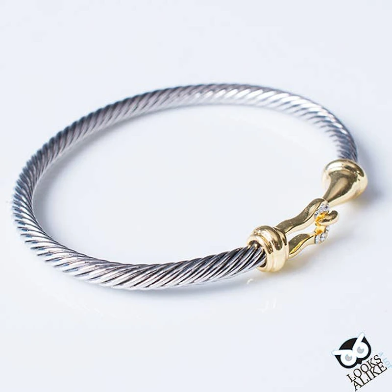 Golden Hook Bangle