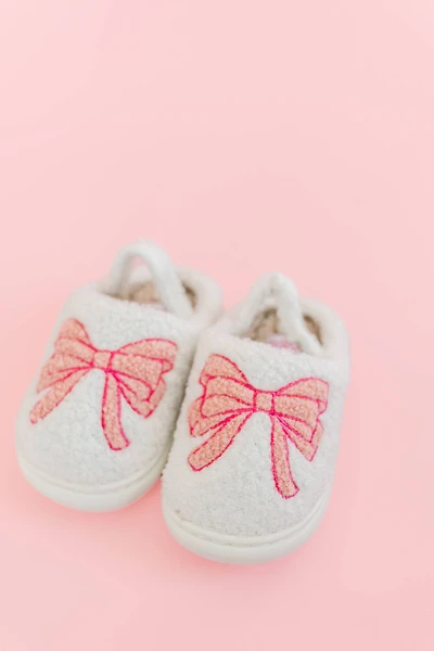 Toddler/Kid Fuzzy Plush Slippers w/ Pink Bow