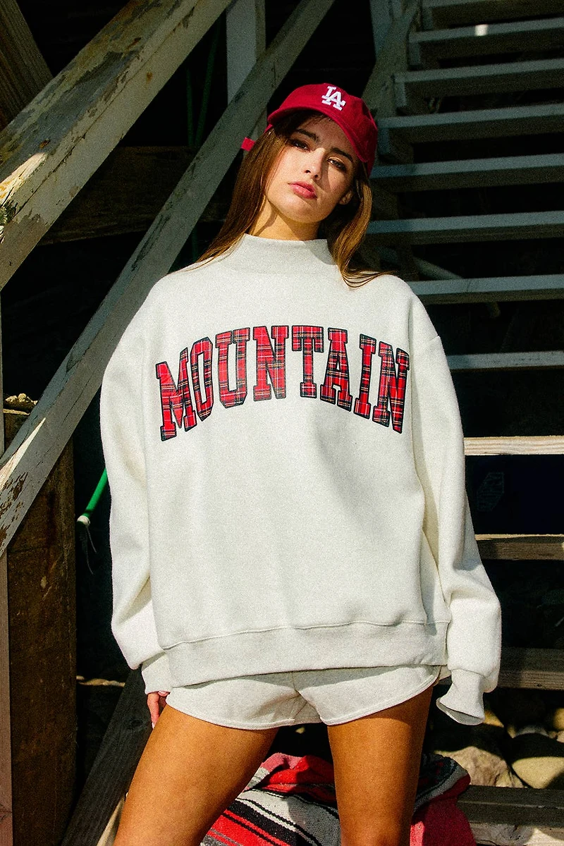 Lake/Mountain Mock-Neck Sweatshirt