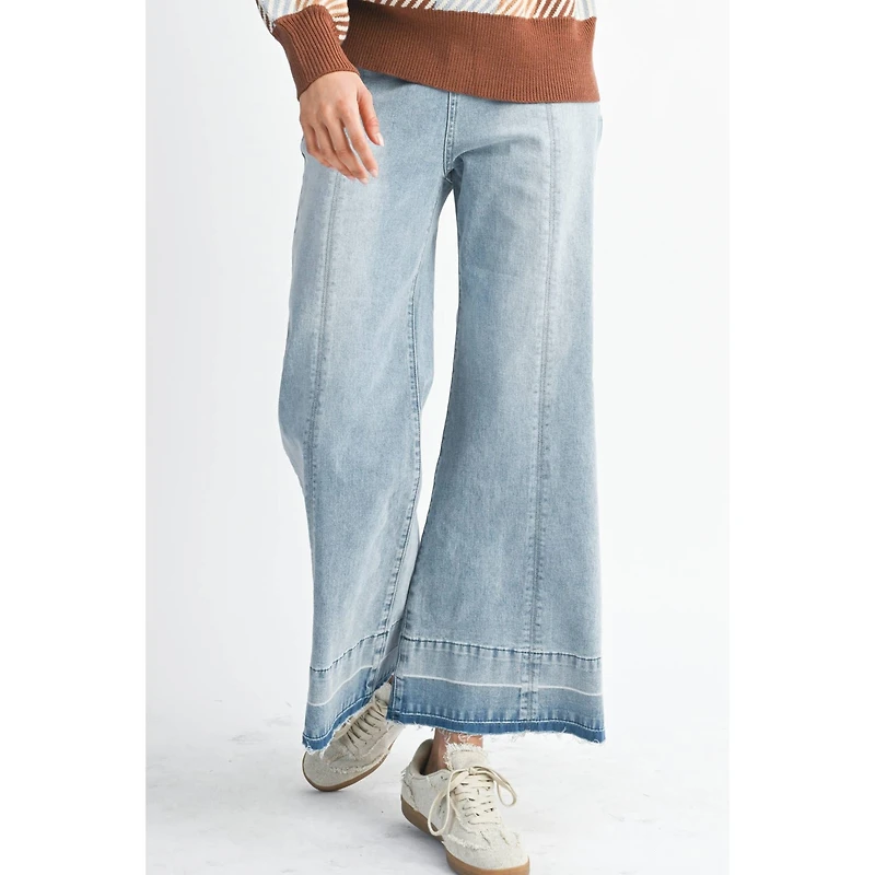 High-Rise Lt Denim Wide Leg Jean