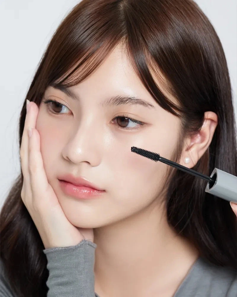 Mascara effet faux cils 4U2