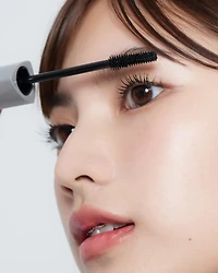 Mascara effet faux cils 4U2