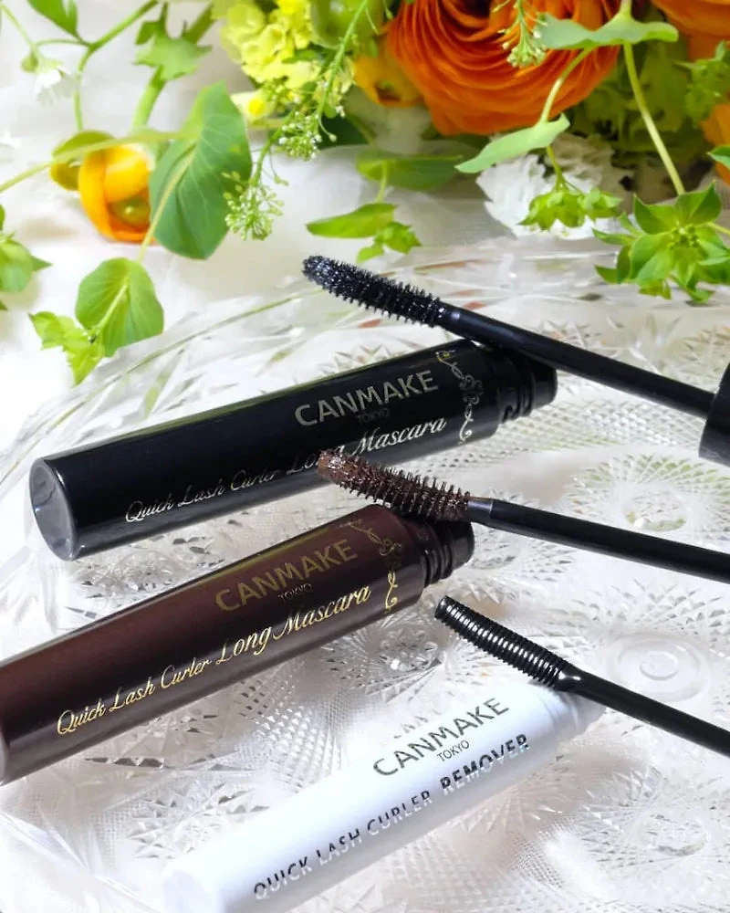 Mascara long recourbeur de cils rapide Canmake