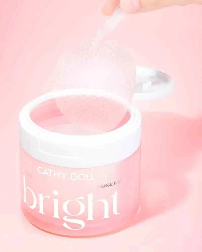 Cathy Doll Deep In Essence Pad Éclat