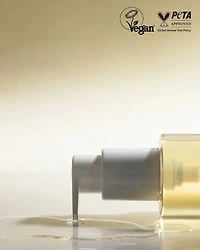 Haruharu Wonder Black Rice Moisture Cleansing Oil