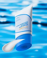 Crème solaire naturelle à l'acide hyaluronique Isntree