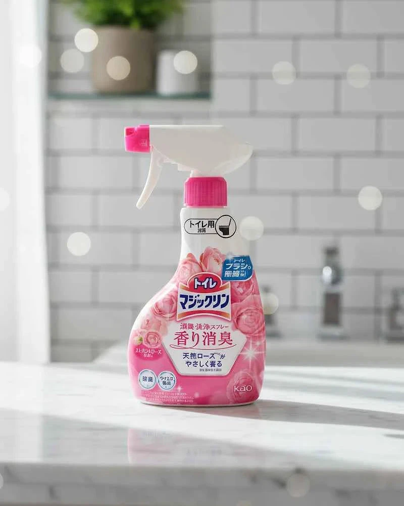 Kao Magiclean Deodorising & Cleaning Toilet Spray