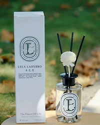 Lela Ladybro Gardenia Fragrance Reed Diffuser