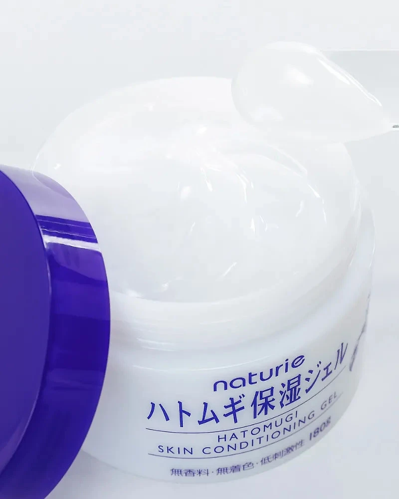Gel revitalisant pour la peau Naturie Hatomugi