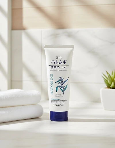 Mousse nettoyante pour le visage Reihaku Hatomugi