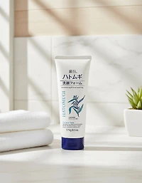 Mousse nettoyante pour le visage Reihaku Hatomugi