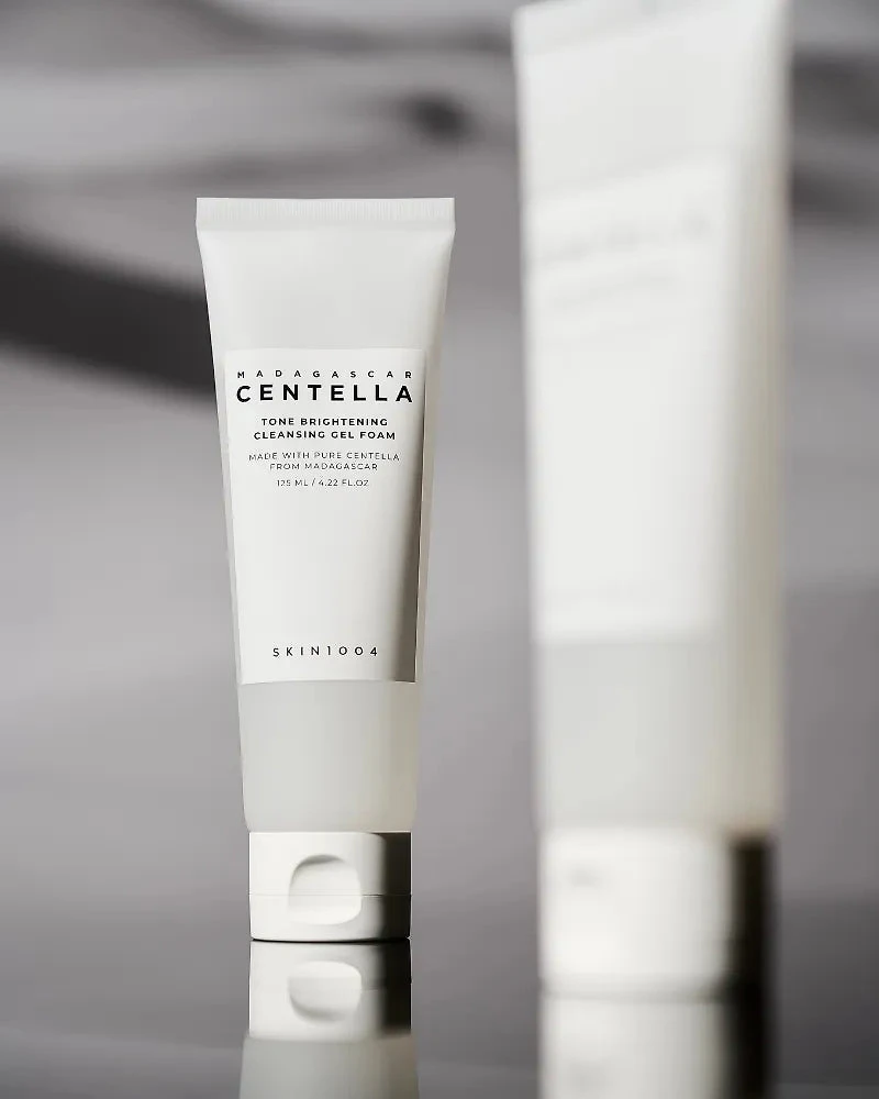 SKIN1004 Tone Brightening Cleansing Gel Foam