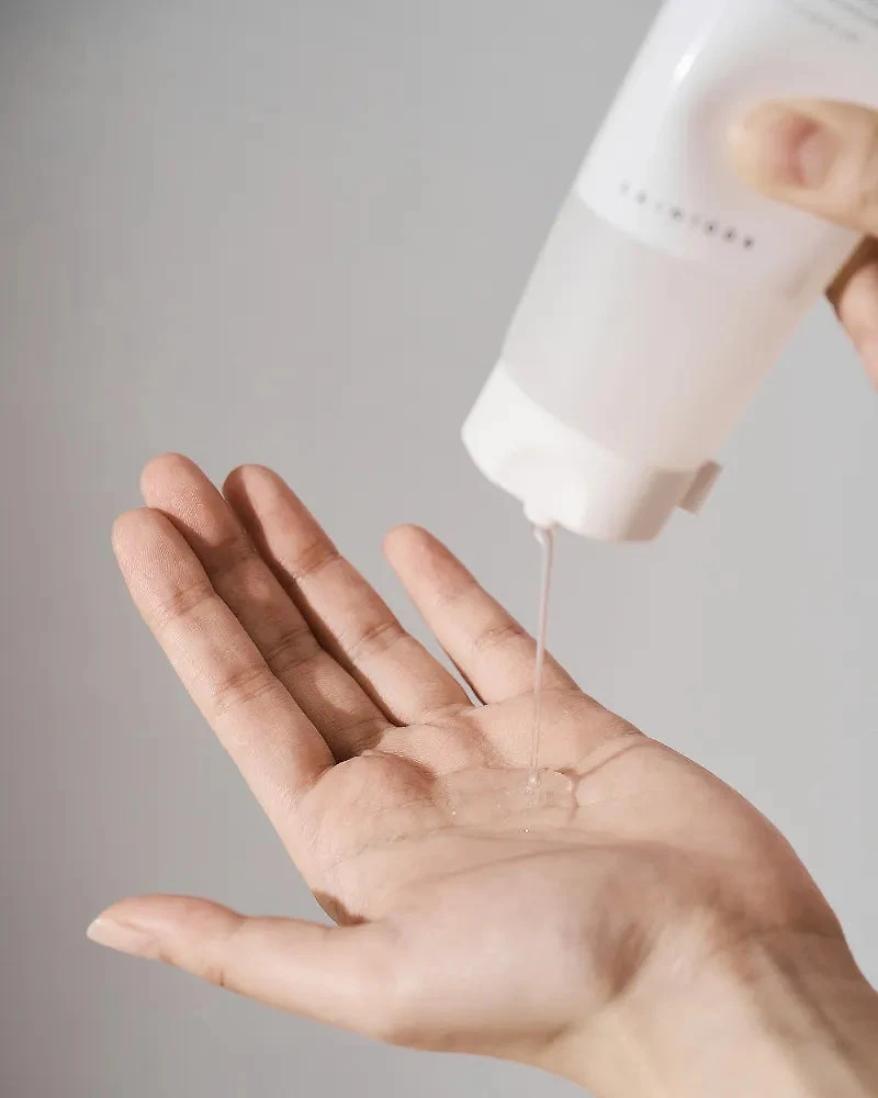 SKIN1004 Tone Brightening Cleansing Gel Foam