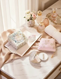 Shiseido Snow Beauty Face Powder 2023